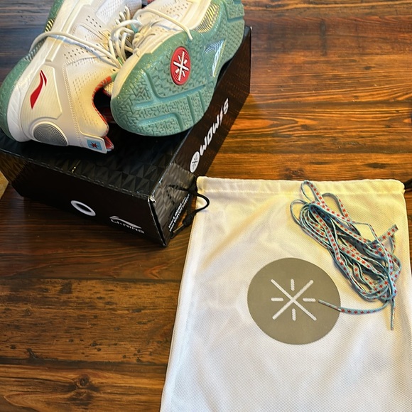 Way of Wade  WOW5, City Flag, Chicago - Picture 5 of 6